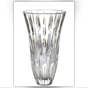Marquis by Waterford “Rainfall" Vase, 11"